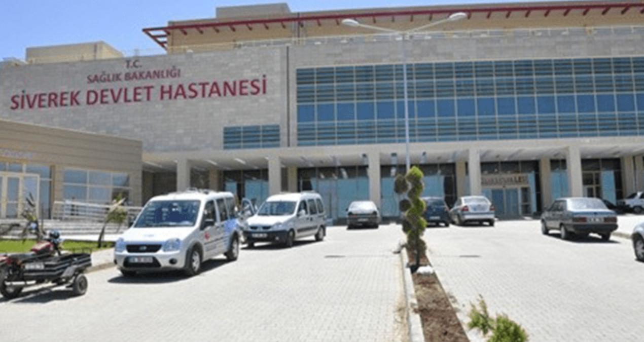 Siverekte tarim iscilerini tasiyan minibus sarampole devrildi 4 yarali SdbZ7Rv3